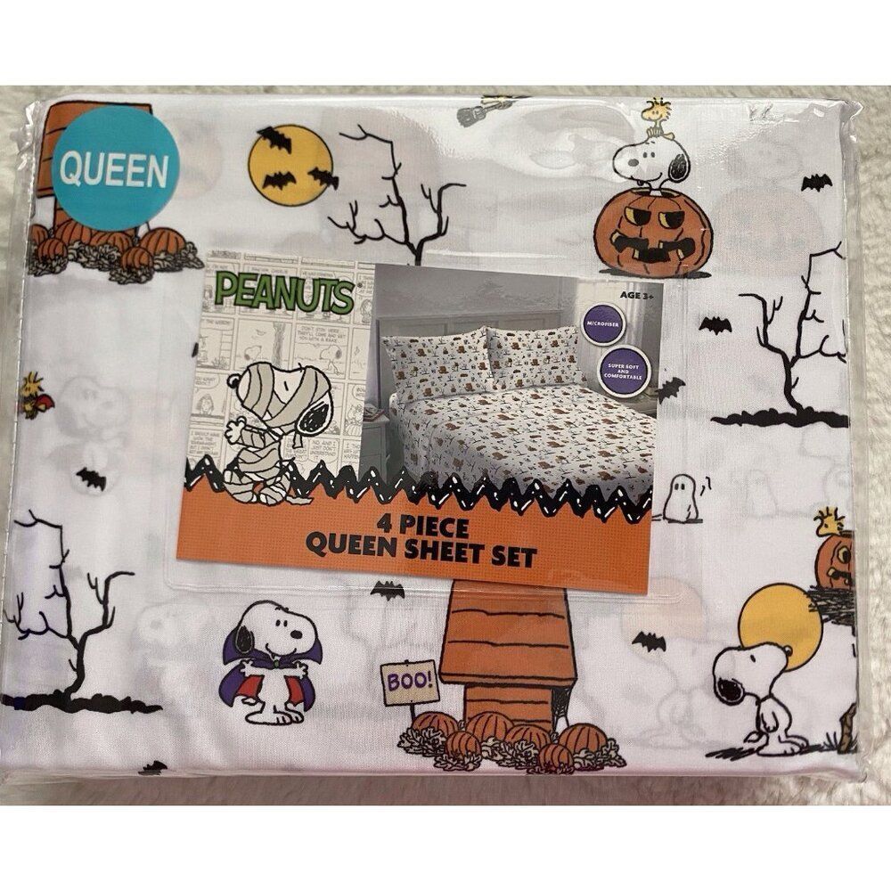 Peanuts Snoopy Woodstock Halloween QUEEN Size Sheet Set Doghouse Pumpkin‎ Moon
